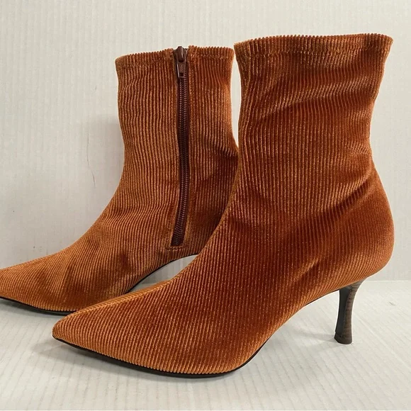 rag & bone Rust Ribbed Ankle Booties - Picture 2 of 7